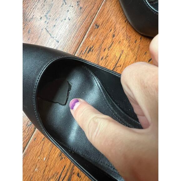 Michael Kors Black Heels - Picture 2 of 7